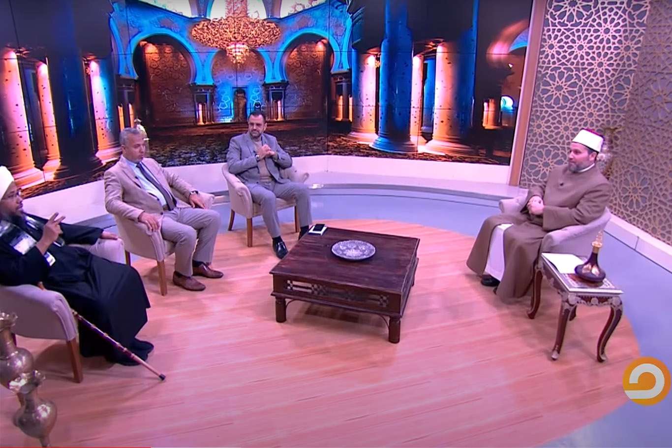 Mısırlı Mekameleen TV Türkiye'deki yayınlarını durdurdu Mısırlı Mekameleen TV Türkiye'deki yayınlarını durdurdu